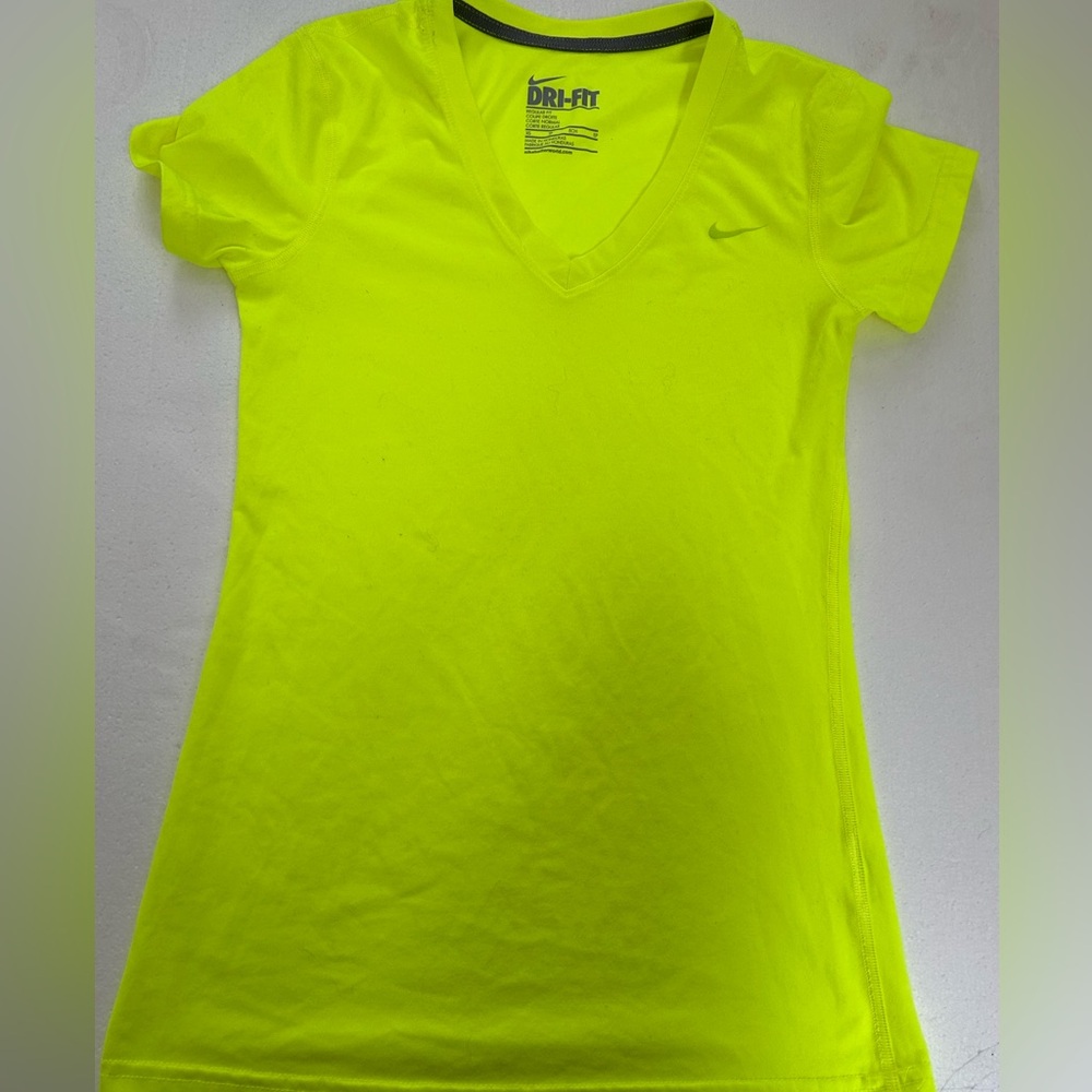 Neon yellow Nike Dri-Fit v-neck top tee running visibility #drifit #athletic